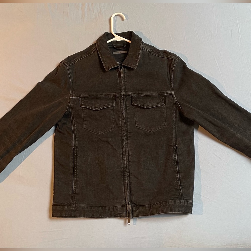 John Varvatos Denin zipper Trucker Jacket. Size 48. NWOT